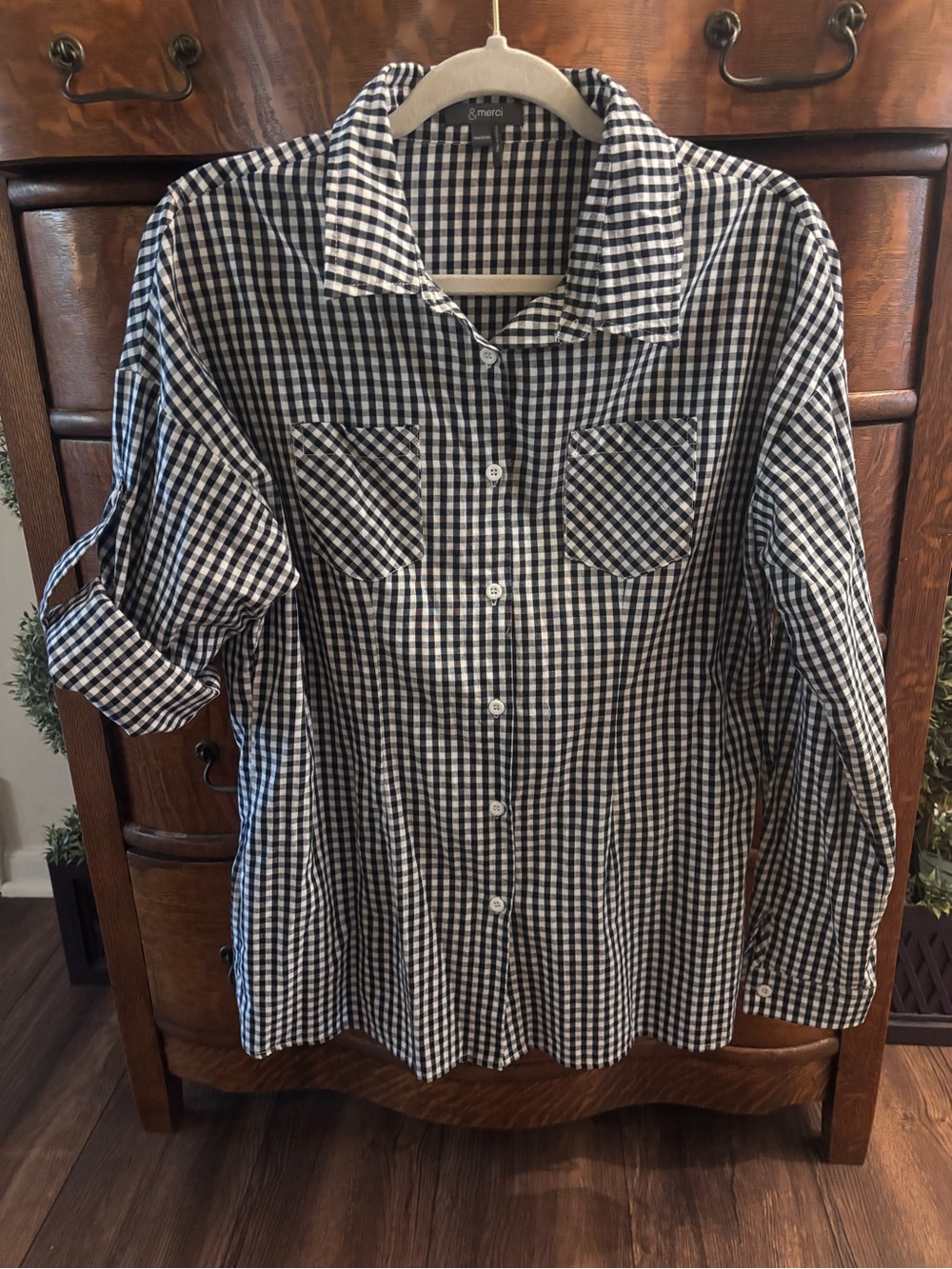 Gingham Button-Up Shirt in Navy and White